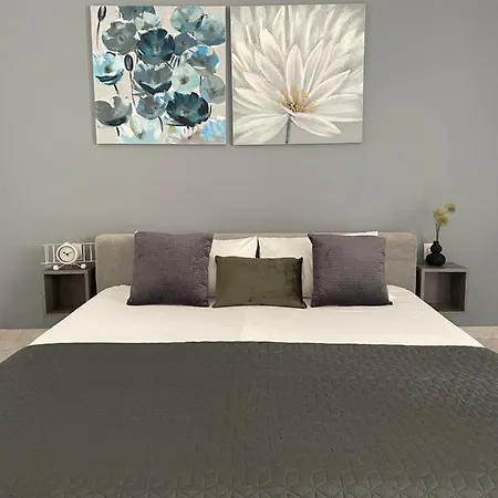Leone With Free Parking 아파트 *