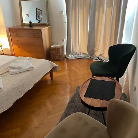 Leone Apartments With Free Parking * Pula