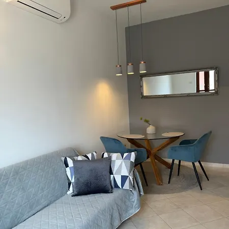 Apartment Leone Apartments With Free Parking *