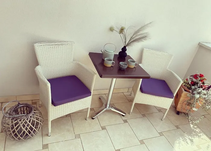 Leone With Free Parking Διαμέρισμα