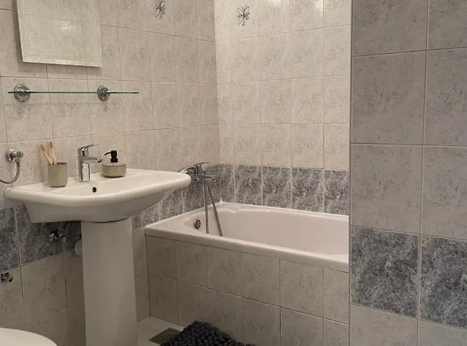 Leone With Free Parking Διαμέρισμα Πούλα