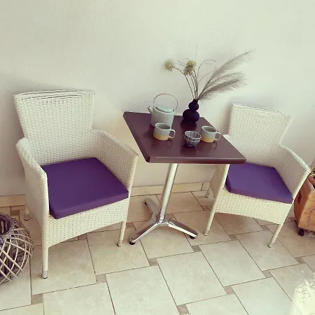 Leone With Free Parking Appartement